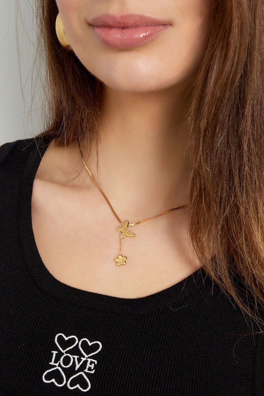 classic necklace with butterfly and flower charm Picture3